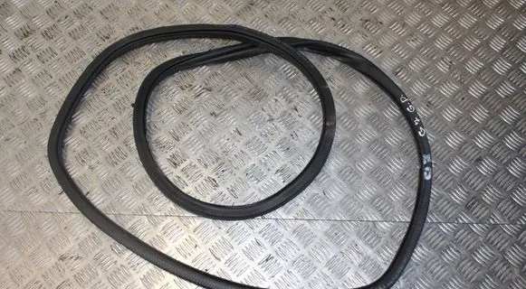 Volkswagen Golf VII Rubber seal rear door 5G6867914