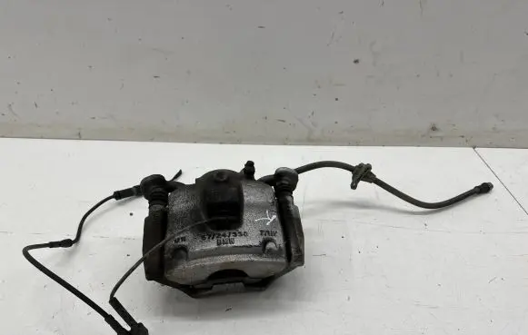 Mini Cooper Countryman F60 Front brake caliper 5724330
