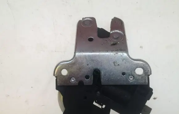 Audi A5 8T 8F Tailgate/trunk/boot lock/catch/latch 4F5827505D