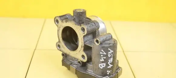 Opel Astra K Throttle body valve 12673013 B14XE LV7