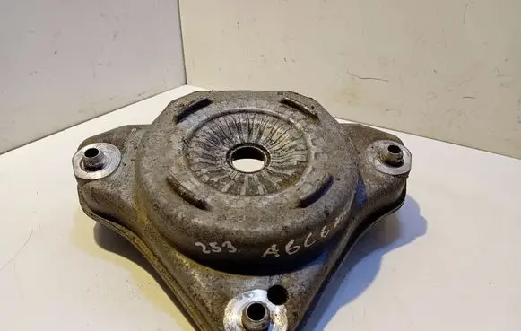 Audi A6 S6 C6 4F Coil spring mount 