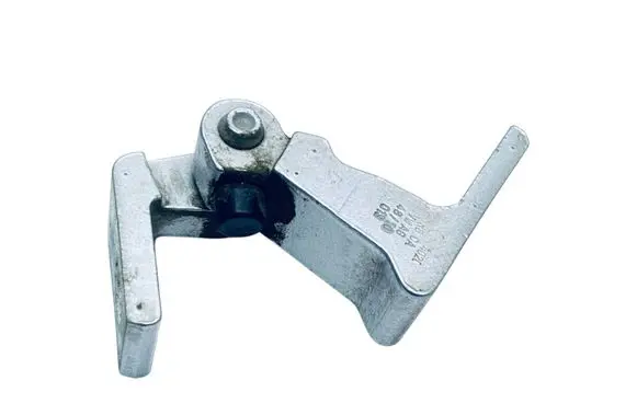 Volkswagen Jetta VI Rear door lower hinge 8K0831402D