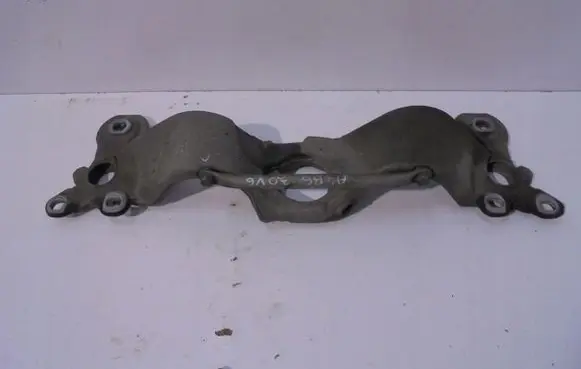 Audi A4 S4 B6 8E 8H Gearbox mounting bracket 8E0399263