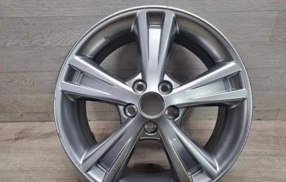 Lexus RX 300 R18 alloy rim 