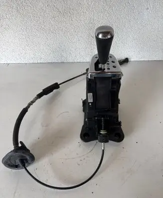 Peugeot 308 SW Gear shifter/selector 96807992VD 96001Y01