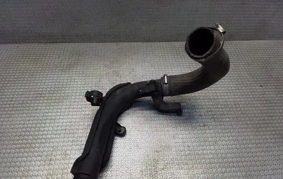 Volkswagen Caddy Intercooler hose/pipe 1K0145770AE