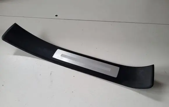 Seat Exeo (3R) Rear sill trim cover 8E0853376P