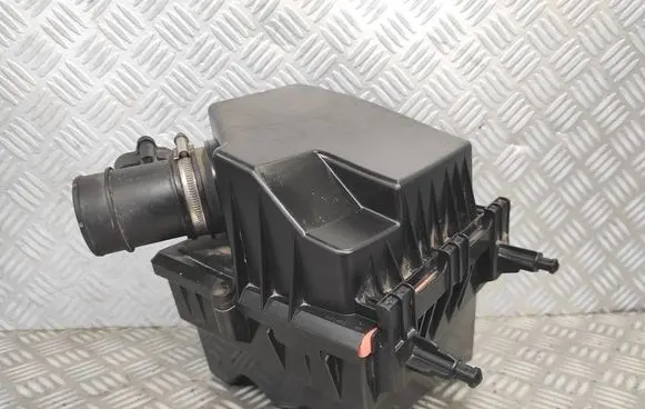 Opel Corsa D Air filter box 13248906 13307079