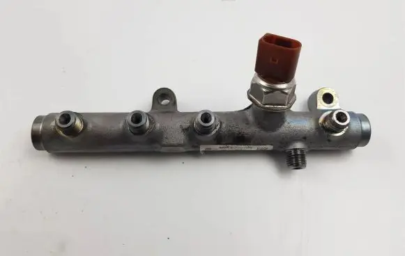 Volkswagen Phaeton Fuel main line pipe 059130089AH