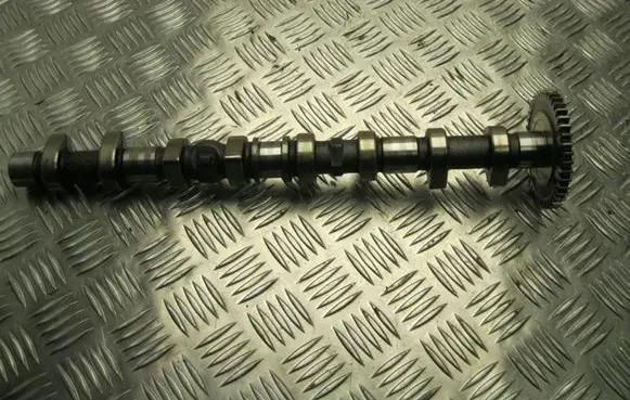 Mercedes-Benz C AMG W203 Camshaft 04G10017 BV595