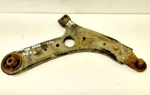 KIA Ceed Front lower control arm/wishbone