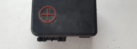 Hyundai i30 Battery charger (optional) 