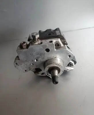 Audi A8 S8 D3 4E Fuel injection high pressure pump 059130755E 0445010090