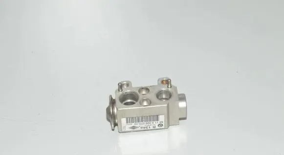 BMW X1 E84 Air conditioning (A/C) expansion valve 9226078 64119226078