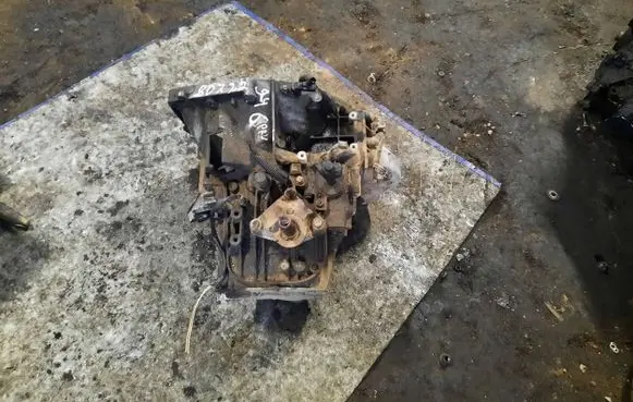Peugeot 807 Manual 5 speed gearbox 9431366021