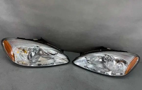 Ford Taurus Headlights/headlamps set 103419012201