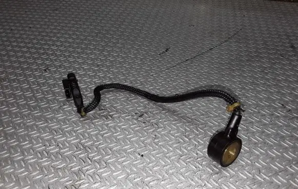 Mercedes-Benz C W204 Detonation knock sensor 0071531228