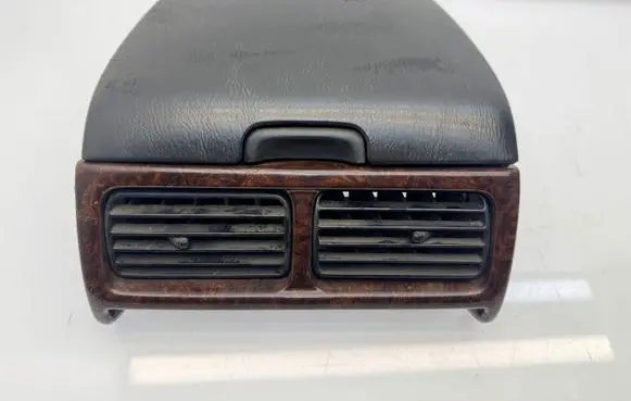 Subaru Forester SF Glove box