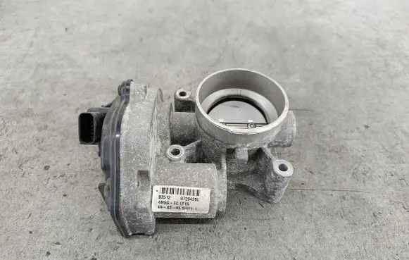 Ford Focus Throttle body valve 