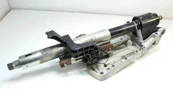 Mercedes-Benz C W204 Steering rack mechanical part A2044604516