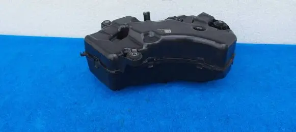 BMW X3 G01 AdBlue liquid reservoir 9884894