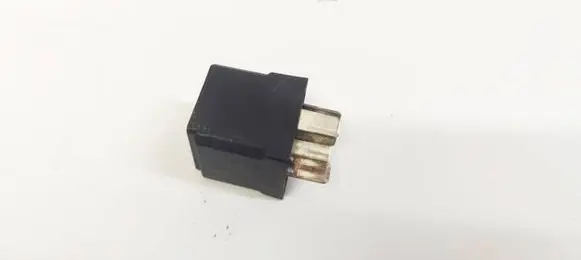 Chrysler 300 - 300C Other relay 04727370AA 50732