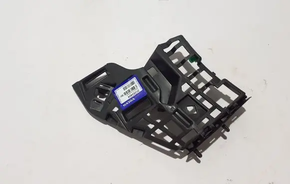 Volvo XC90 Front bumper mounting bracket 31353404