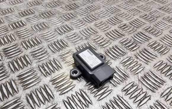 BMW 5 E39 ESP acceleration yaw rate sensor 34526753694 0265005248 0021667