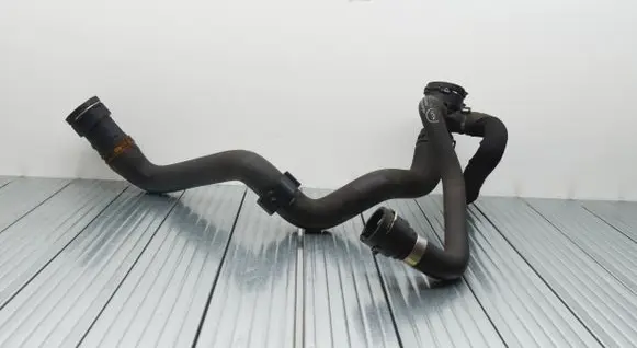 Audi Q5 SQ5 Engine coolant pipe/hose 8K0121049AF 4F0122293A