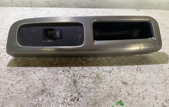 Volvo V50 Electric window control switch 30774162 01105062750320 03451305