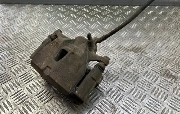 Lexus IS 220D-250-350 Front brake caliper
