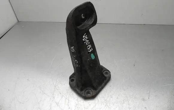 BMW X5 E53 Engine mounting bracket 6761564 VD10153