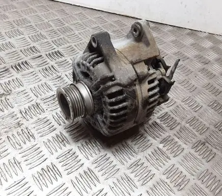 Opel Zafira B Generator/alternator 0124425020 55556067