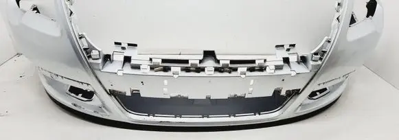 Volkswagen PASSAT B6 Front bumper 3C0807221
