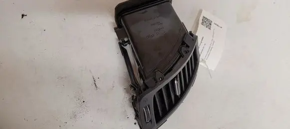 KIA Sorento Dash center air vent grill 9741002P000