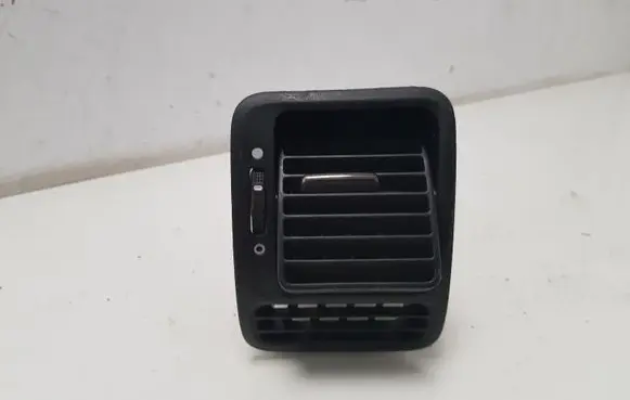 Honda CR-V Dashboard side air vent grill/cover trim 77630S9A00