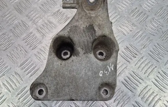 BMW X1 E84 Engine mounting bracket 6788357