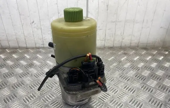 Seat Ibiza III (6L) Power steering pump 6Q0423156S 6Q2423051T 6Q1423051AJ