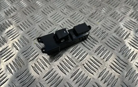 Hyundai Tucson TL Electric window control switch 93580D3110