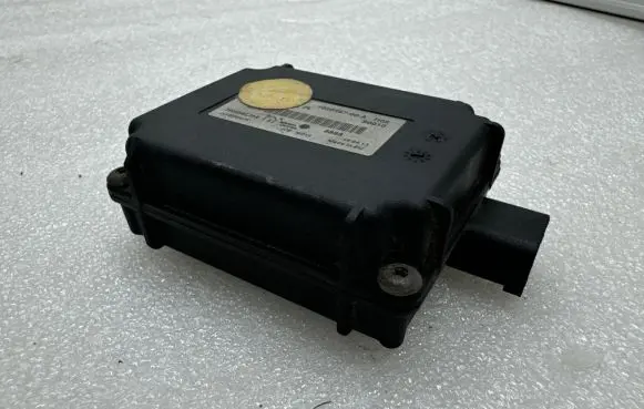 Tesla Model S Other control units/modules 102014700A JC12592475