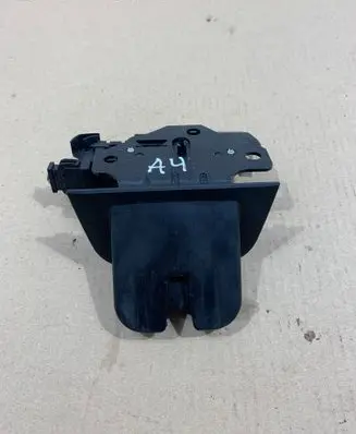 Audi A4 S4 B7 8E 8H Tailgate/trunk/boot lock/catch/latch 8P4827505B