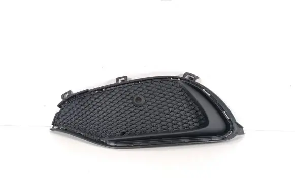 Mercedes-Benz A W176 Front bumper lower grill A1768852700