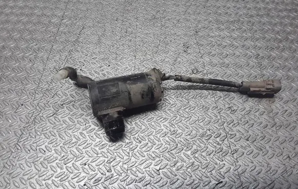 KIA Sorento Windscreen/windshield washer pump