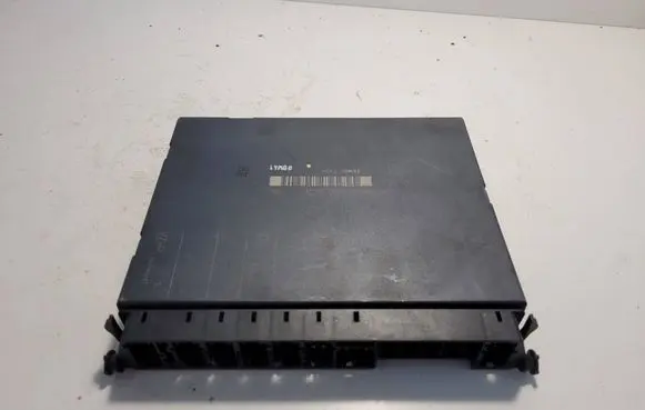 Mercedes-Benz S W220 Comfort/convenience module 2208201026 00W41 7484