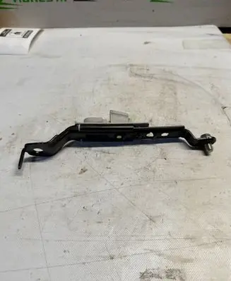 Mazda 6 Seat belt adjustment rail 1092033 K5L13