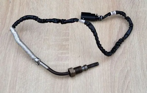 Skoda Octavia Mk3 (5E) Exhaust gas temperature sensor 04L906088DQ