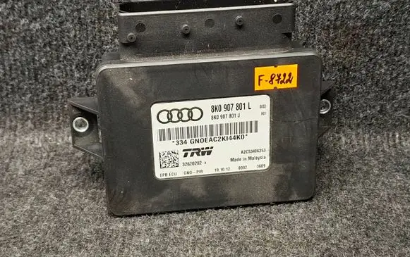 Audi A4 S4 B8 8K Hand brake control module 8K0907801L 8K0907801J
