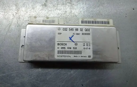 Mercedes-Benz E W211 ESP (stability system) control unit 0325456632