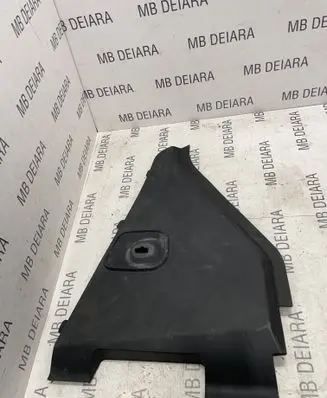 Mercedes-Benz ML W166 Wiper trim A1668310141