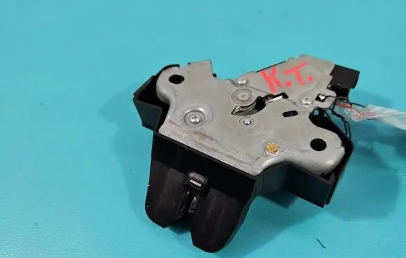 Toyota Corolla E210 E21 Tailgate/trunk/boot lock/catch/latch IMPRK1579379